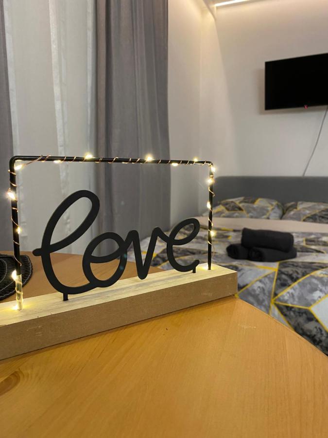 Love Glow Studio Краков Экстерьер фото